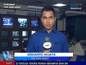 Jadi Presenter TVRI Jabar