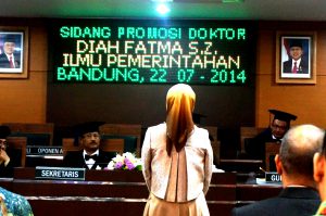 Pembacaan Judisium Diah Fatma.