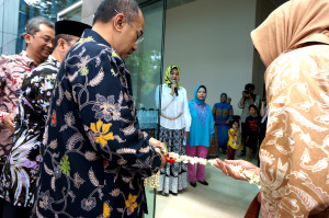 Rektor Unpad Resmikan Gedung Pascasarjana Komunikasi.