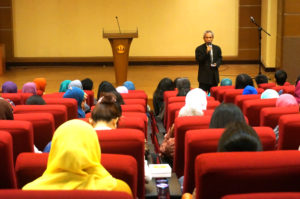Orang Tua Maba 2014 Prodi Perpustakaan di Auditorium.