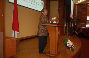 Wakil Rektor-1, Prof.Dr.Engkus Kuswarno,MS.