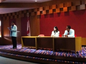 Suasana lomba di ruang Moestopo. (foto Ichwan)