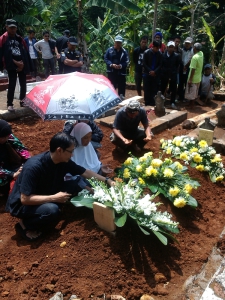 Pemakaman Erick P Hardi di Sumedang (F0to Rana Akbari)