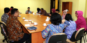 Dekan Fikom Unpad menerima kunjungan pimpinan Unsahid Jakarta (Foto Suwito)