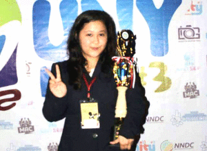Dinar Dina K Sang Juara (Foto Koleksi Pribadi).