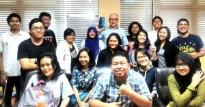 HMJ bersama Michael Gill (Foto Dina Gurning)