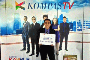 Thifal, Mahasiswa Jurnalistik 2012 juara III. (Foto Oliv Grenisia)