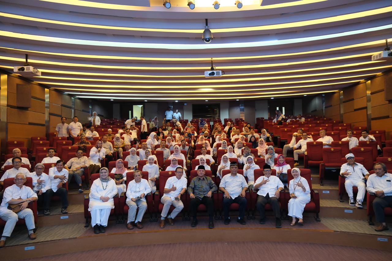 Fikom Bersyukur: Refleksi Syukur Sebagai Fondasi Profesionalisme Akademik di Dies Natalis ke-64 Fikom Unpad