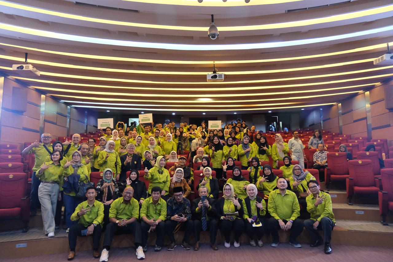 Orasi Ilmiah dan Fikom Anugerah di Dies Natalis Fikom Unpad ke 64