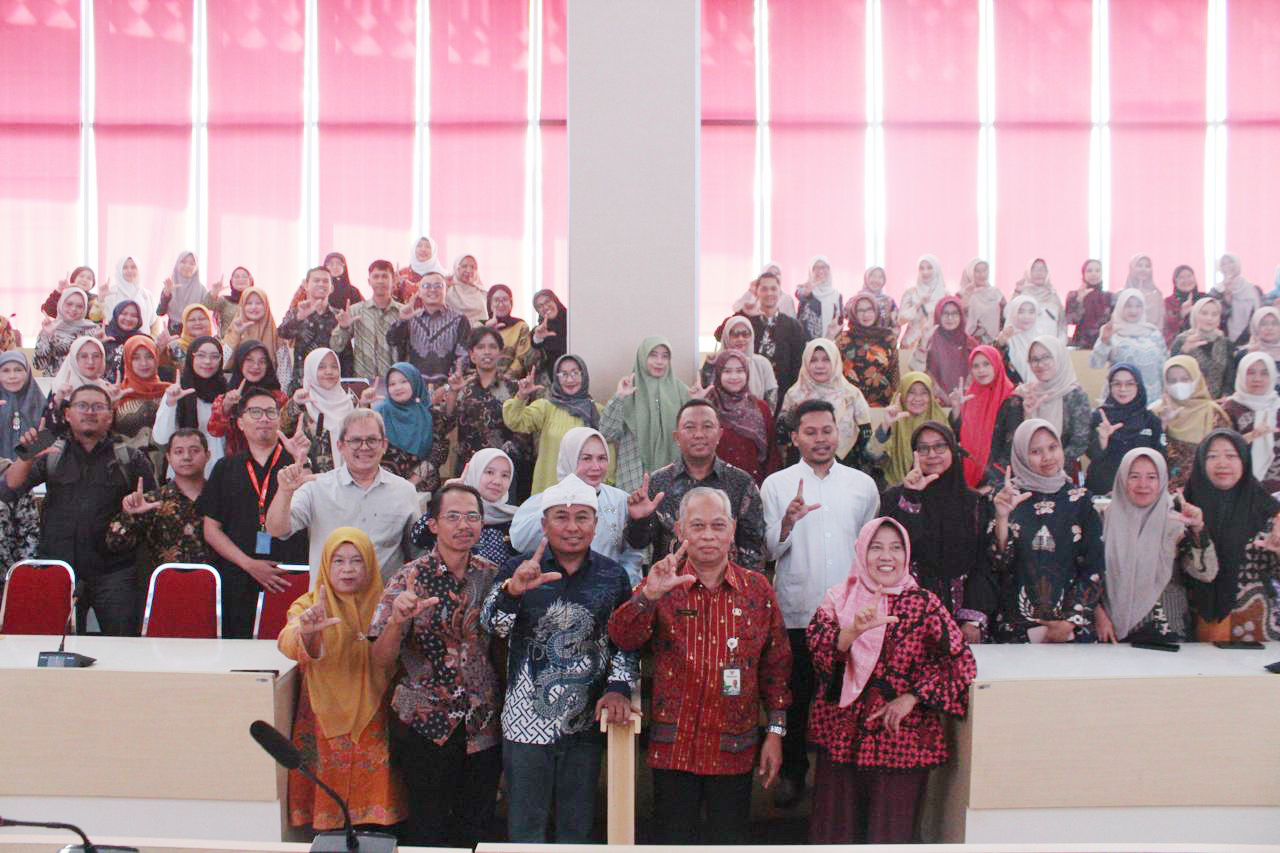 Empowerment Activities for Village Libraries, Schools/Madrasahs, and Universities in Sumedang Regency