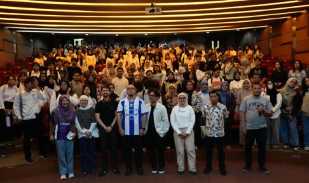 Inspirational Sharing Session and Alumni Bazaar Color the 65th Anniversary Celebration of Fikom Unpad
