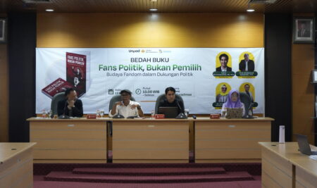 Bedah Buku Fans Politik, Bukan Pemilih di Fikom Unpad Bahas Demokrasi di Era Fandom Digital