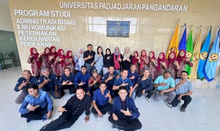 Fikom Unpad Perkuat Promosi Desa Wisata Selasari melalui Pengelolaan Media Sosial dan Storytelling